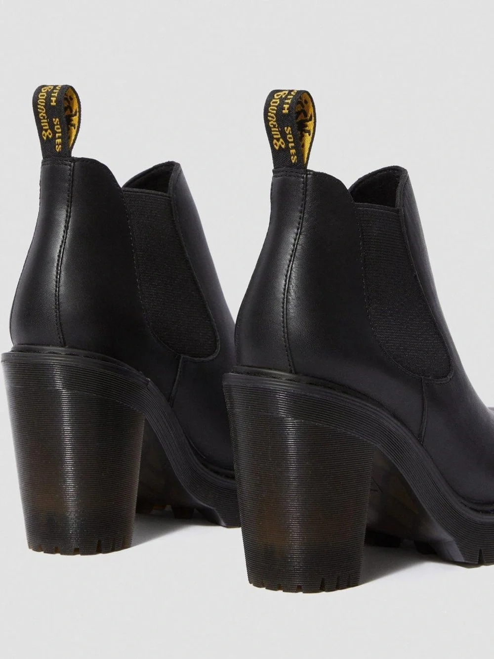 Dr Martens Hurston Chelsea High Block Heel Platform Pull On Black Boots EUC Sz 7